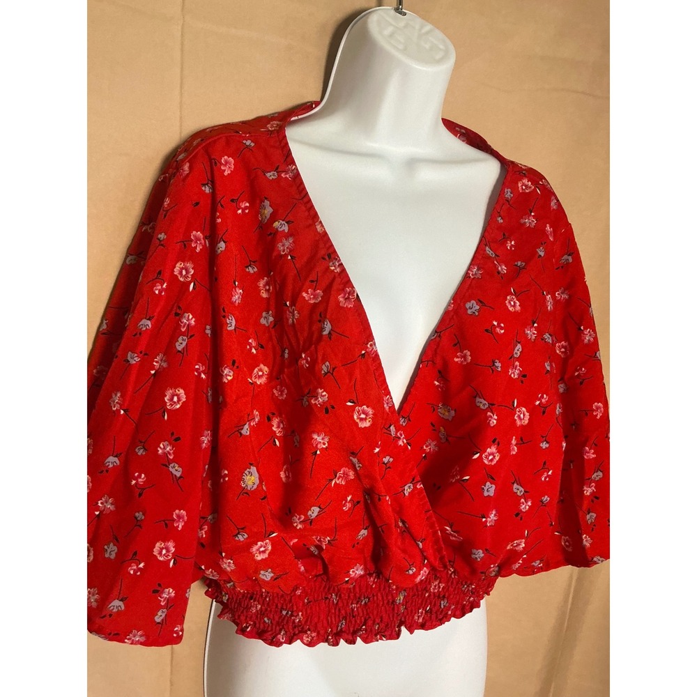 SHEIN Curve Floral Wrap Crop Top Women 3XL Red Excellent Smocked Surplice Blouse